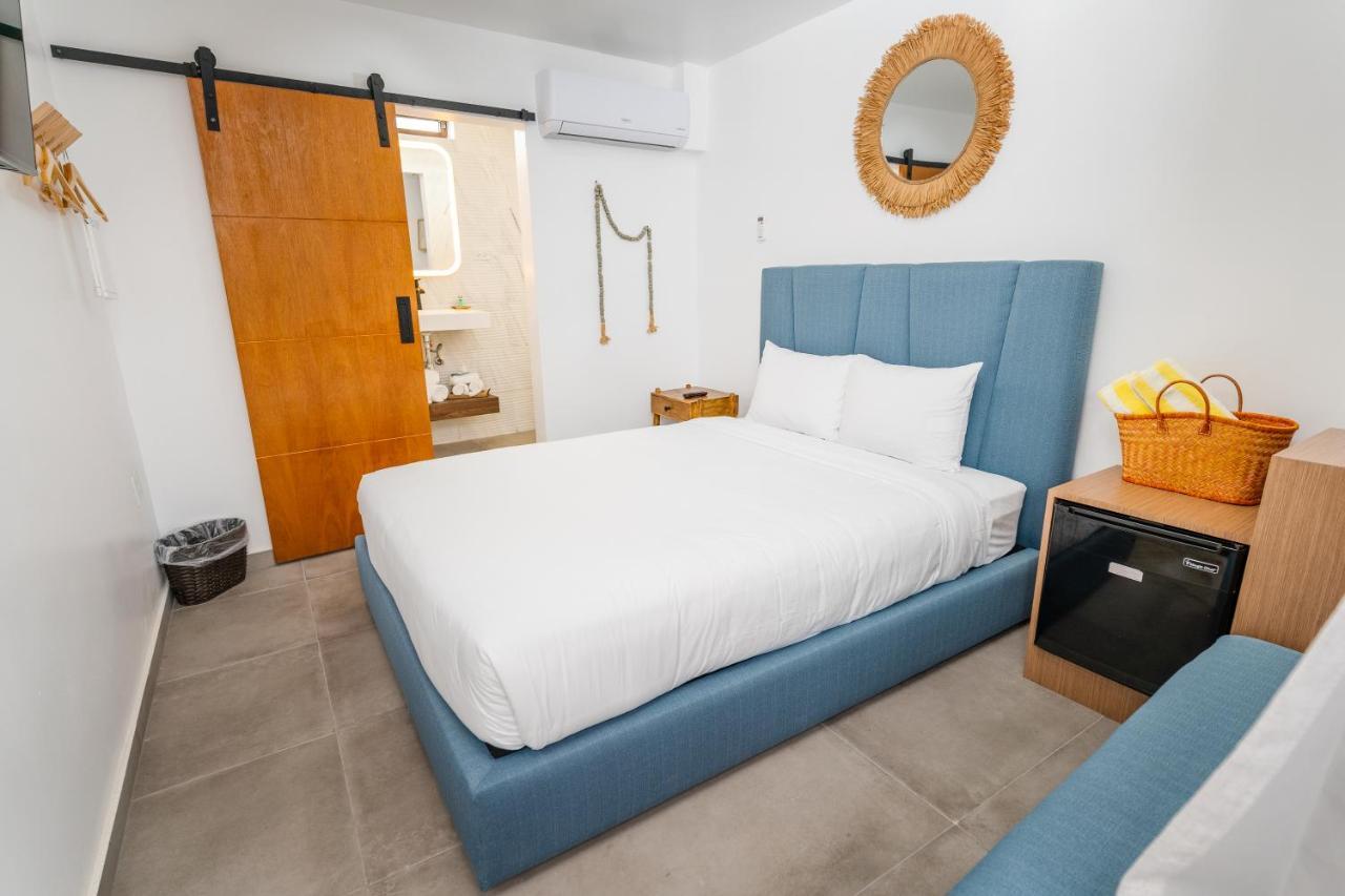Parguera Plaza Hotel - Adults Only ลาปาร์เกรา ภายนอก รูปภาพ