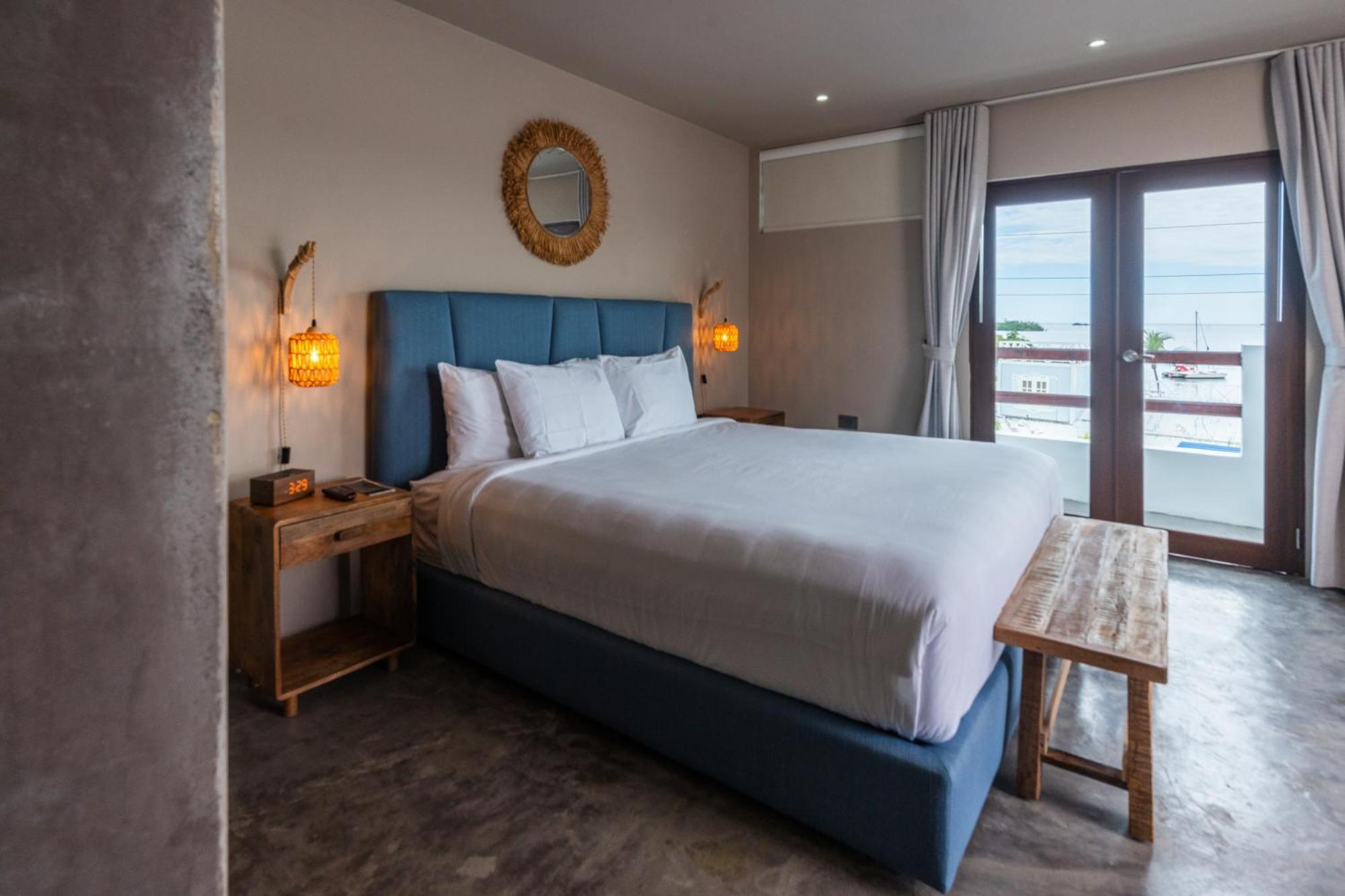 Parguera Plaza Hotel - Adults Only ลาปาร์เกรา ภายนอก รูปภาพ