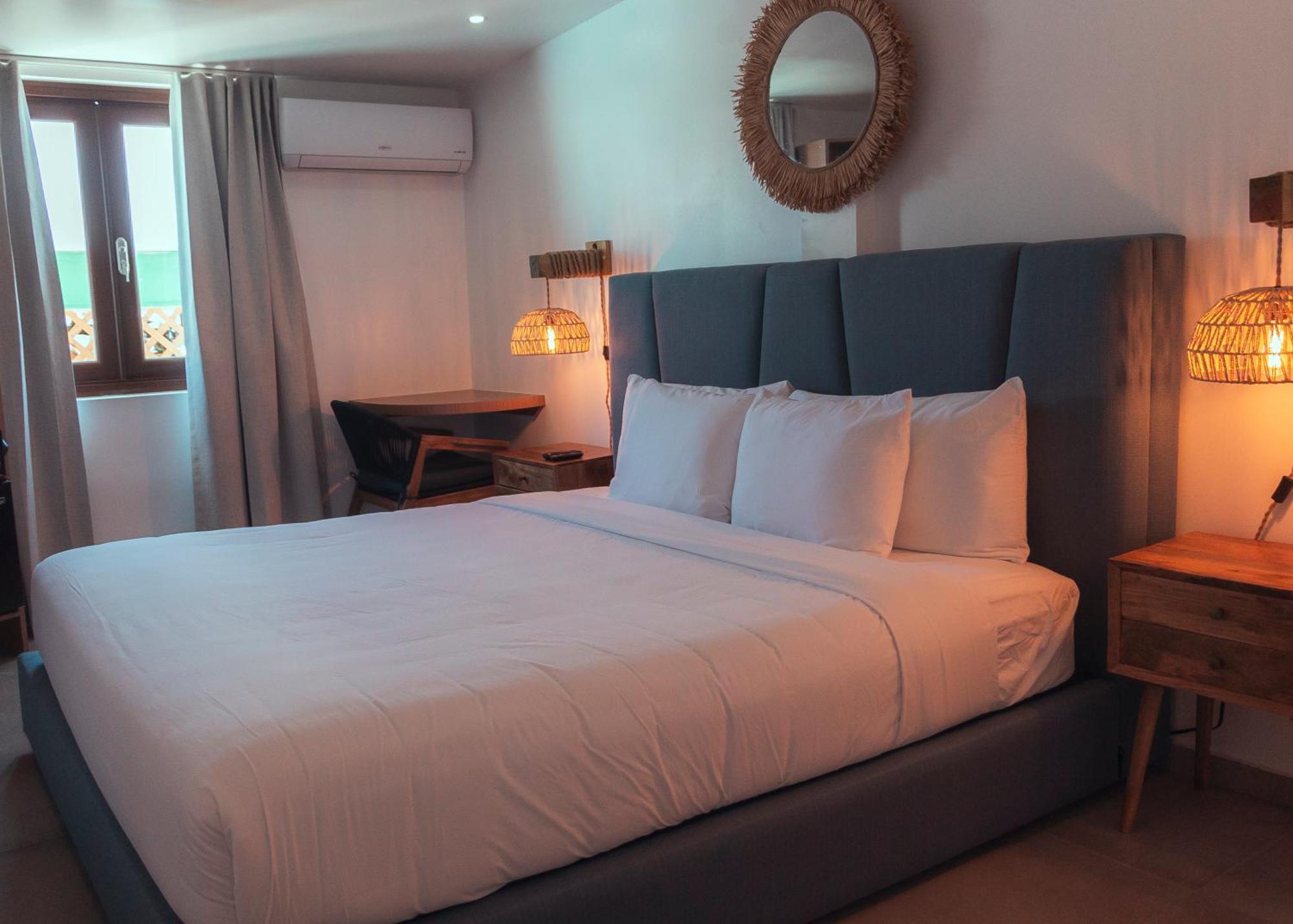 Parguera Plaza Hotel - Adults Only ลาปาร์เกรา ภายนอก รูปภาพ