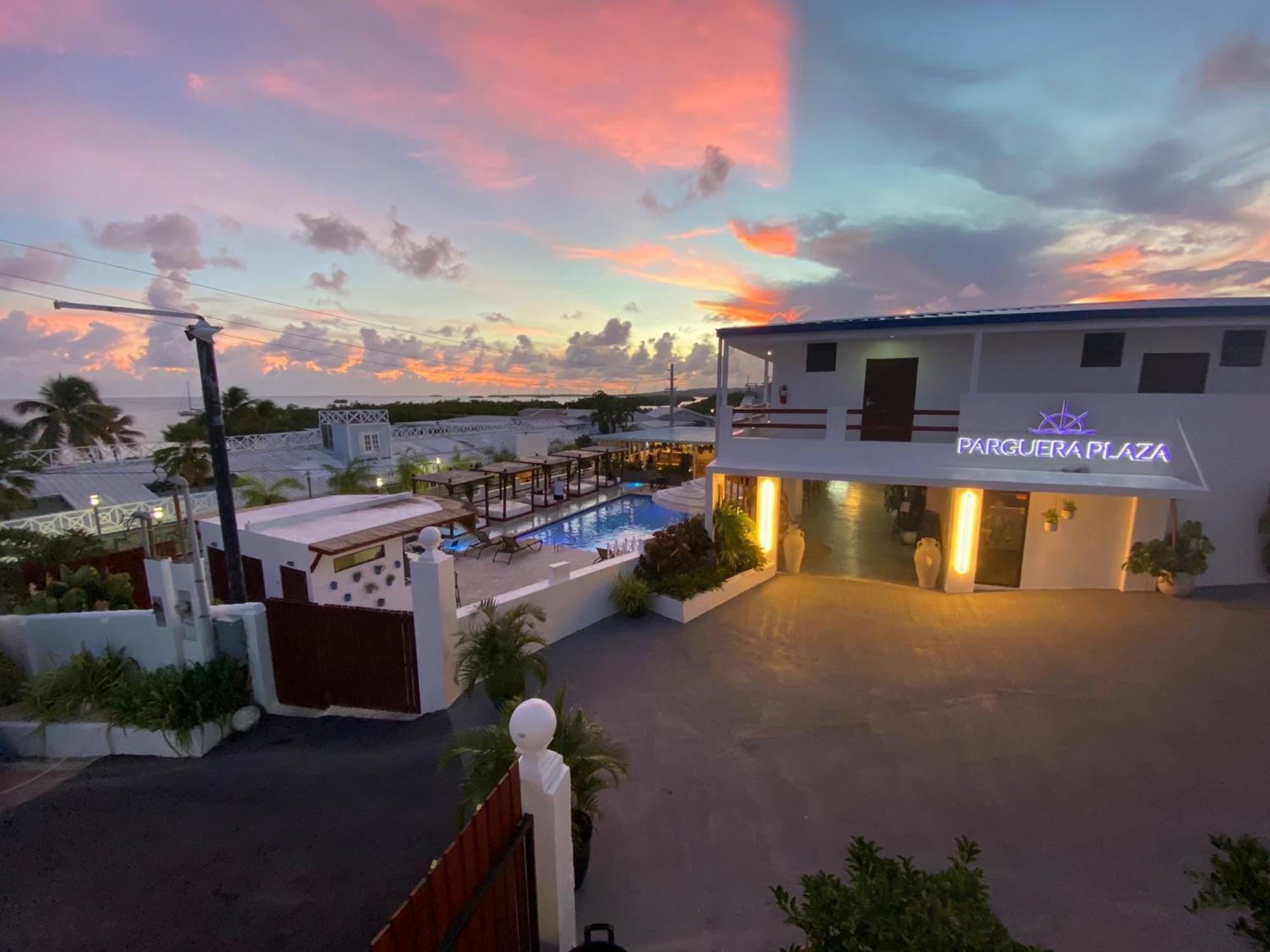 Parguera Plaza Hotel - Adults Only ลาปาร์เกรา ภายนอก รูปภาพ